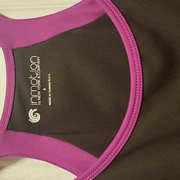 Inmotion by NY&CO Racer Back Top never worn - Picture 2 of 4